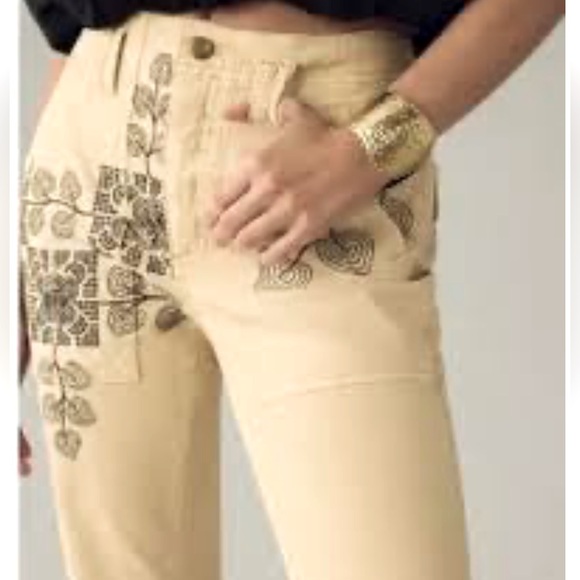 Pilcro designed by Phila for “Anthropologie”  Cotton Beige Pant w/Embroidery - Picture 6 of 6